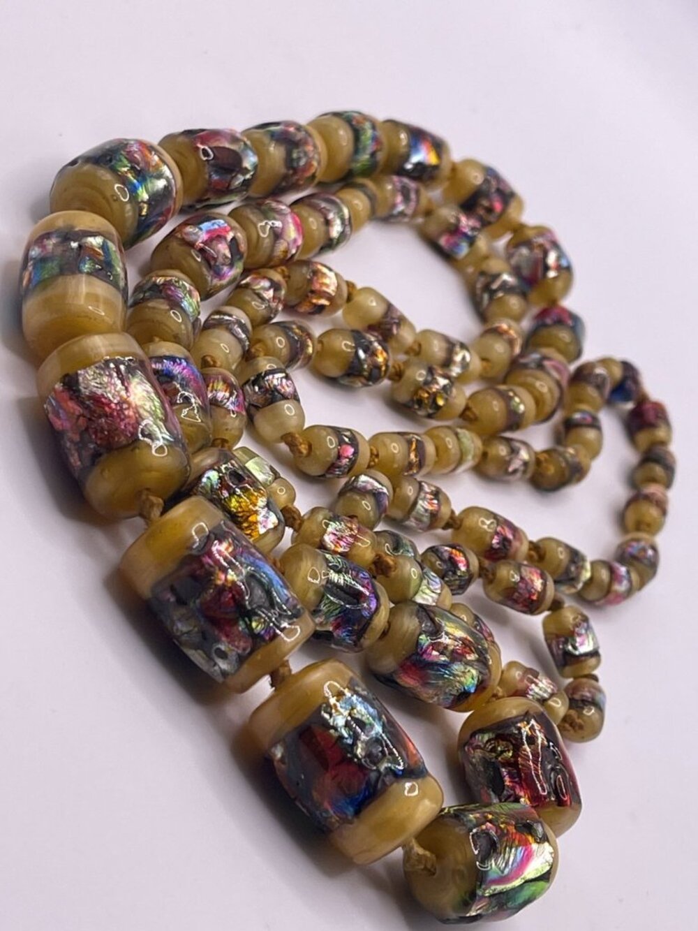 Vintage 1930s Italian Murano Yellow Glass Foil Beaded Necklace Art Nouveau Jewel - Picture 13 of 16